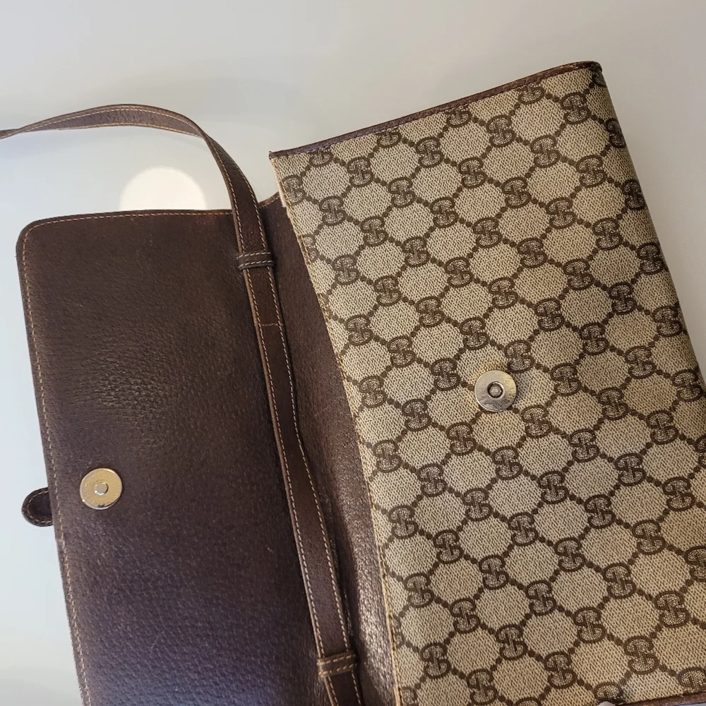GUCCI Flap Crossbody Clutch GG Monogram Bag Vintage - Picture 5 of 16